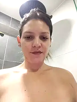 Snapshot of Mia_Hampton chatting on February 2025 11:41:01 PM Mia Hampton online show from February 2025 11:41:01 PM