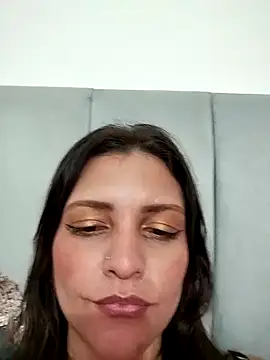 Snapshot of Mia_Hampton chatting on March 2025 01:50:02 AM Mia Hampton online show from March 2025 01:50:02 AM