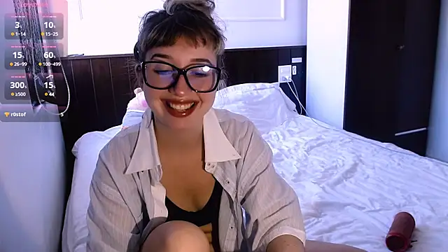 Cosmo Riri online show from February 2025 05:49:02 AM