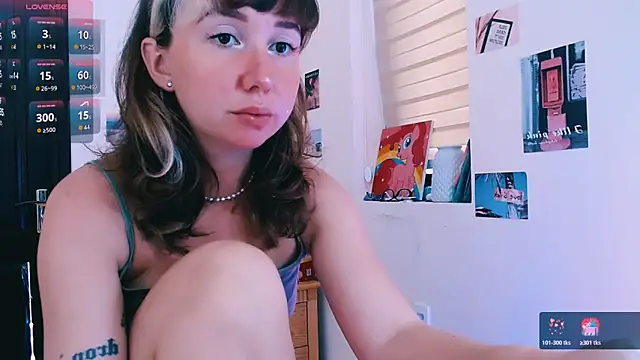 Cosmo Riri online show from March 2026 09:04:02 AM