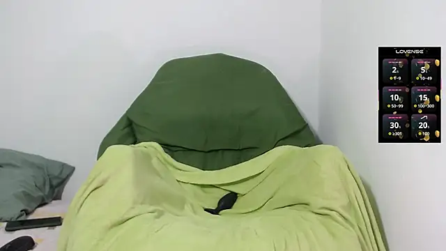 Snapshot of Dany_milk chatting on October 2025 01:28:01 AM Dany milk online show from October 2025 01:28:01 AM