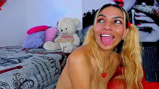 Snapshot of Angeline_focus chatting on November 2025 12:44:02 PM Angeline focus online show from November 2025 12:44:02 PM