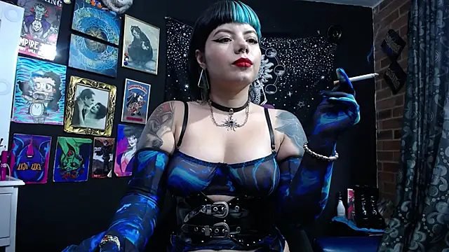 Snapshot of Yourmadame_P chatting on March 2025 07:28:01 PM Yourmadame P online show from March 2025 07:28:01 PM