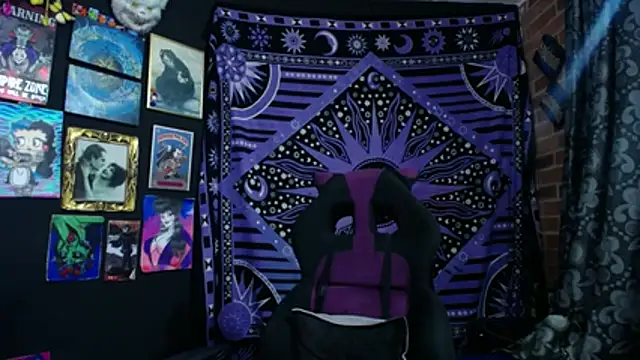 Snapshot of Yourmadame_P chatting on October 2025 12:10:02 AM Yourmadame P online show from October 2025 12:10:02 AM