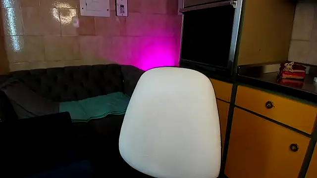 Leticia goddes online show from January 2025 05:31:01 AM