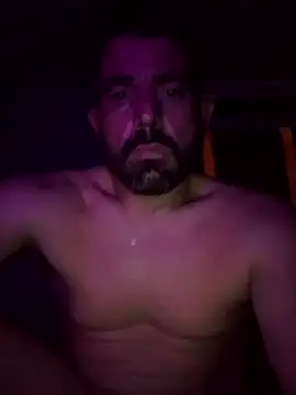 Snapshot of George21ek chatting on September 2025 03:39:01 PM George21ek online show from September 2025 03:39:01 PM