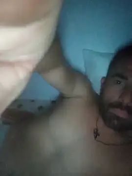 Snapshot of George21ek chatting on November 2025 11:37:01 PM George21ek online show from November 2025 11:37:01 PM