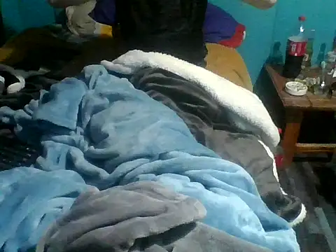 malekon76 online show from October 2025 01:20:01 PM