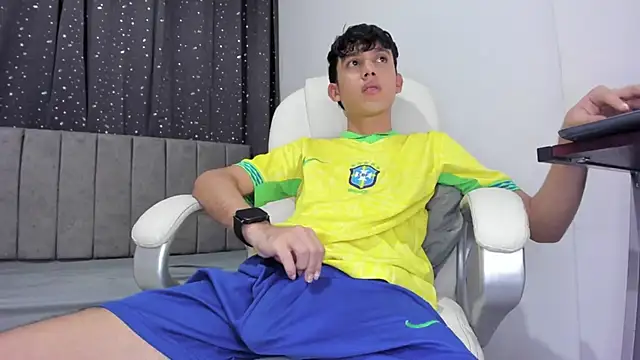 The skinnyguys online show from January 2025 12:22:01 AM