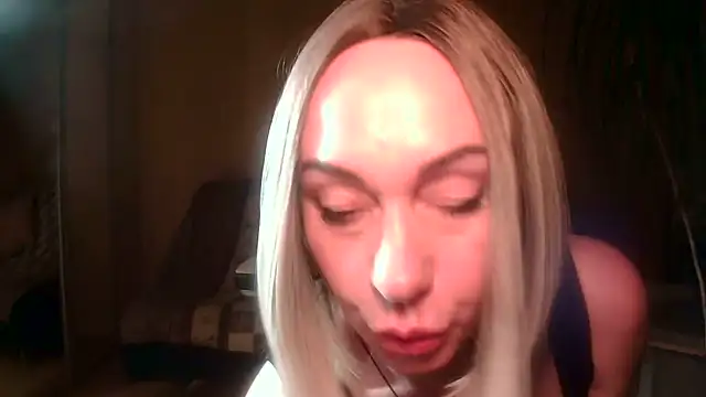 Roxolana Drim online show from May 2026 11:53:02 PM