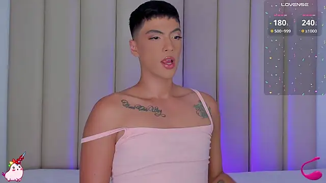 Snapshot of sam_phillipss chatting on January 2025 10:08:02 PM sam phillipss online show from January 2025 10:08:02 PM