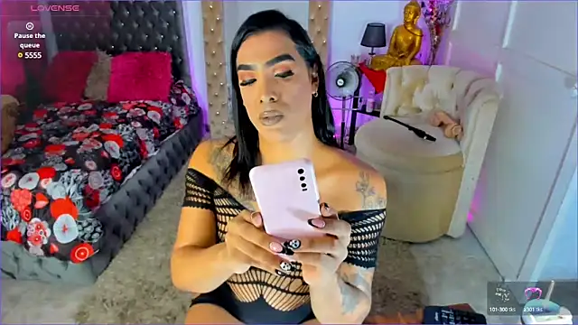 Snapshot of Samra_Naugthy chatting on February 2025 08:22:01 PM Samra Naugthy online show from February 2025 08:22:01 PM