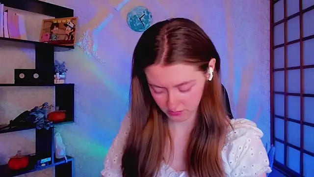 KateCuddle online show from December 2024 02:30:01 AM