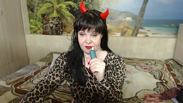 Snapshot of Aphelandra chatting on March 2025 10:03:02 AM Aphelandra online show from March 2025 10:03:02 AM