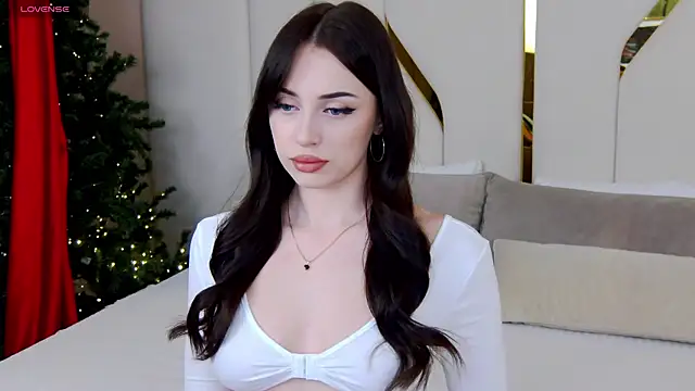 Betty Bridge online show from November 2025 05:22:02 AM