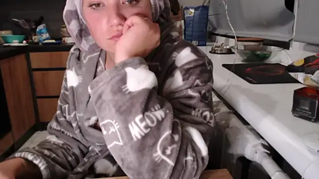 delightful sofi online show from October 2025 06:41:02 PM