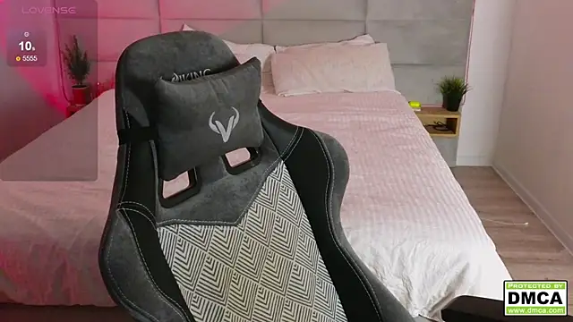 cute thomas online show from February 2025 08:13:02 PM