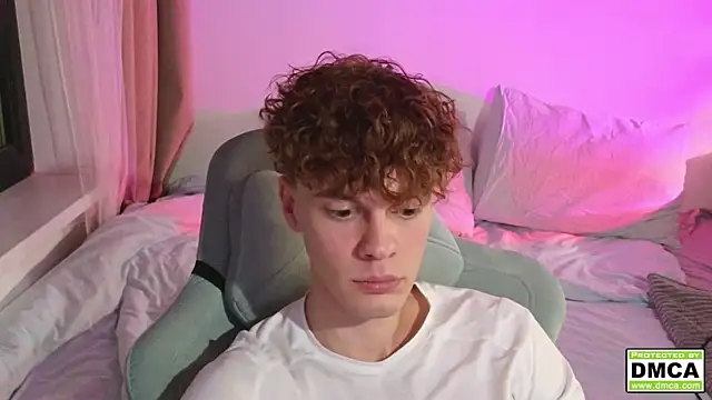 cute thomas online show from October 2025 10:19:01 PM