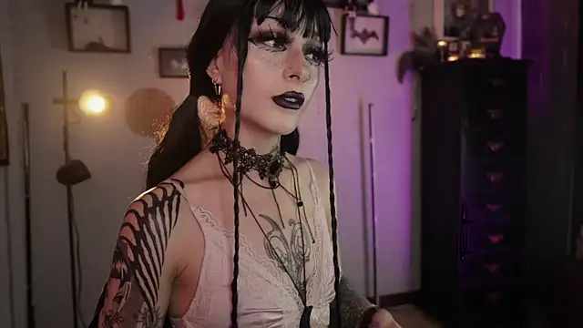 insania 9999  online show from May 2026 03:42:02 PM