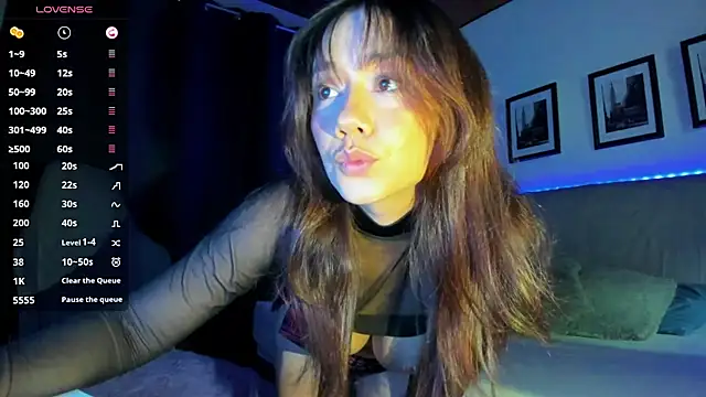 Snapshot of sofimendoza chatting on October 2025 05:06:01 AM sofimendoza online show from October 2025 05:06:01 AM