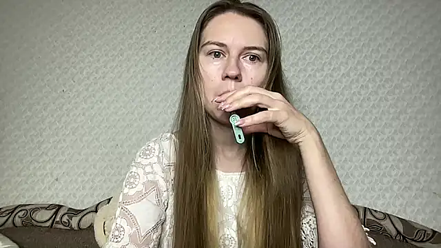 Snapshot of dream_alexa chatting on January 2025 05:45:02 AM dream alexa online show from January 2025 05:45:02 AM