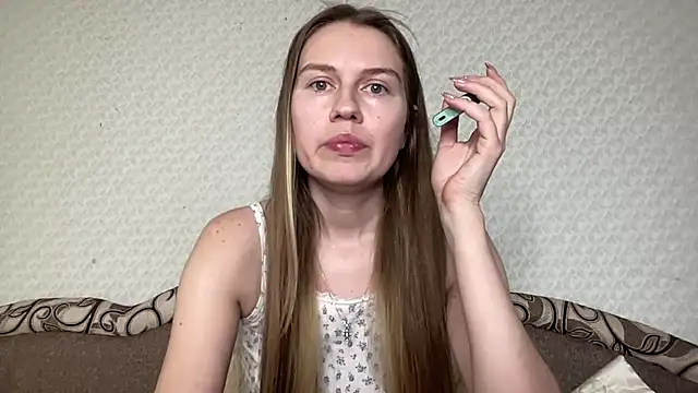 Snapshot of dream_alexa chatting on February 2025 08:21:02 AM dream alexa online show from February 2025 08:21:02 AM