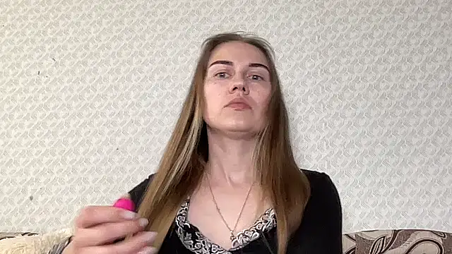 Snapshot of dream_alexa chatting on March 2025 12:07:02 PM dream alexa online show from March 2025 12:07:02 PM