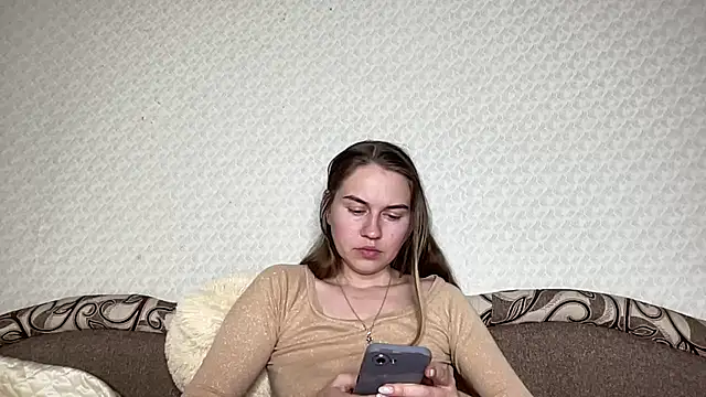 Snapshot of dream_alexa chatting on March 2025 03:42:01 AM dream alexa online show from March 2025 03:42:01 AM