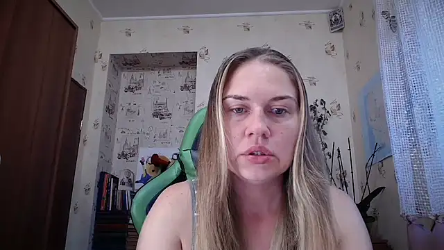 Snapshot of dream_alexa chatting on September 2025 03:45:02 PM dream alexa online show from September 2025 03:45:02 PM