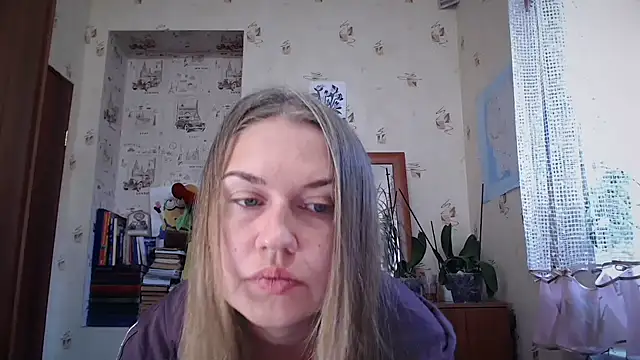 Snapshot of dream_alexa chatting on September 2025 04:13:02 AM dream alexa online show from September 2025 04:13:02 AM