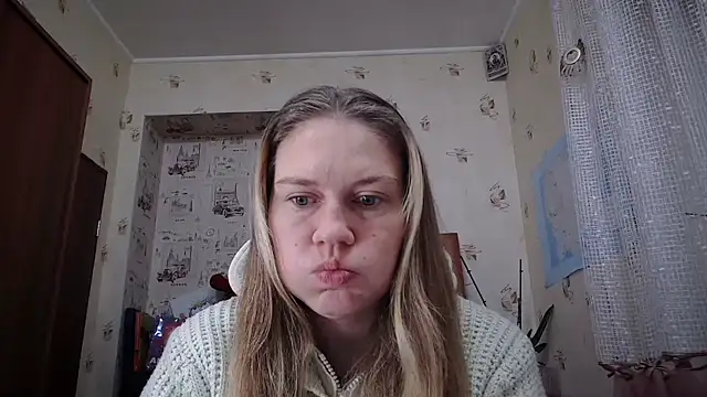 Snapshot of dream_alexa chatting on November 2025 02:33:01 AM dream alexa online show from November 2025 02:33:01 AM