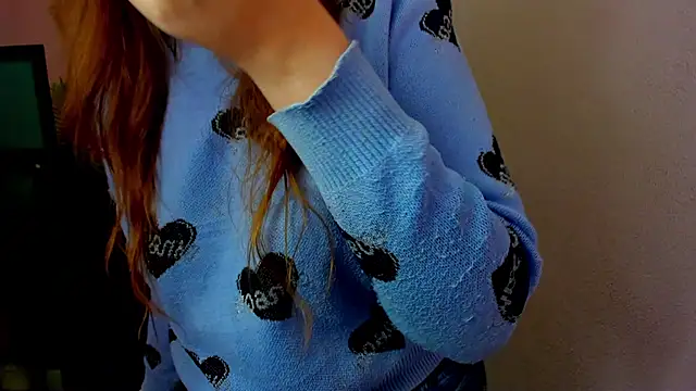 Persephoni online show from November 2025 11:01:02 AM