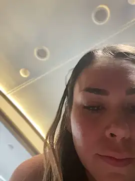 Snapshot of LeaGambit__ chatting on December 2024 07:07:02 PM LeaGambit online show from December 2024 07:07:02 PM