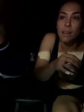 Snapshot of LeaGambit__ chatting on January 2026 03:33:01 AM LeaGambit online show from January 2026 03:33:01 AM