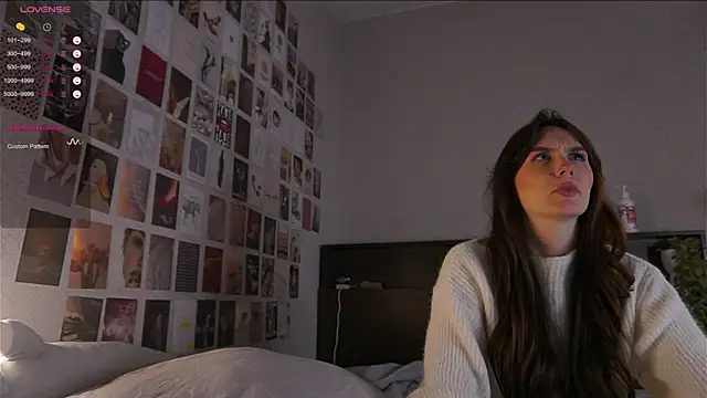 itssophiie online show from October 2025 06:25:02 PM