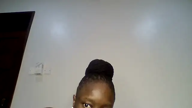 Snapshot of sweet_sassy_ chatting on April 2026 03:17:01 AM sweet sassy online show from April 2026 03:17:01 AM