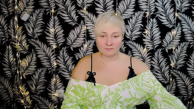 Snapshot of Olivia_playful chatting on December 2024 12:27:01 PM Olivia playful online show from December 2024 12:27:01 PM