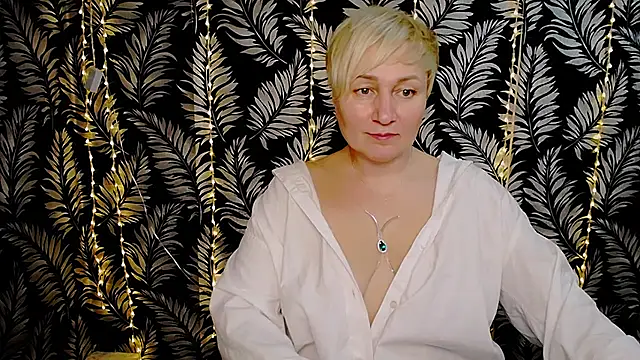 Snapshot of Olivia_playful chatting on March 2025 03:16:02 PM Olivia playful online show from March 2025 03:16:02 PM