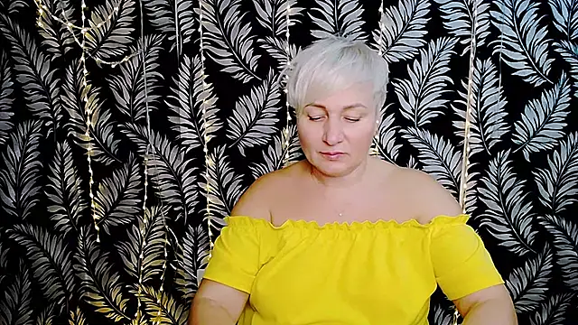 Snapshot of Olivia_playful chatting on November 2025 03:48:02 PM Olivia playful online show from November 2025 03:48:02 PM