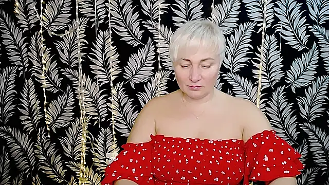 Olivia playful online show from December 2025 01:29:01 PM