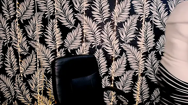 Olivia playful online show from February 2026 12:30:01 PM