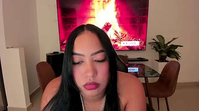 Snapshot of brunetenikole02 chatting on February 2026 02:18:01 AM brunetenikole02 online show from February 2026 02:18:01 AM