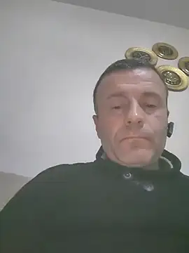 Snapshot of muscularsexy chatting on February 2025 09:41:02 PM muscularsexy online show from February 2025 09:41:02 PM