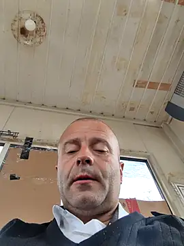 Snapshot of muscularsexy chatting on September 2025 04:59:02 AM muscularsexy online show from September 2025 04:59:02 AM