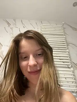 Snapshot of kimczii chatting on January 2025 07:34:02 PM kimczii online show from January 2025 07:34:02 PM