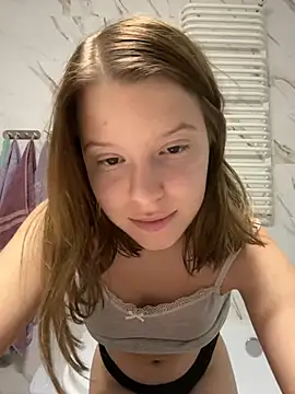 Snapshot of kimczii chatting on January 2025 06:56:02 PM kimczii online show from January 2025 06:56:02 PM