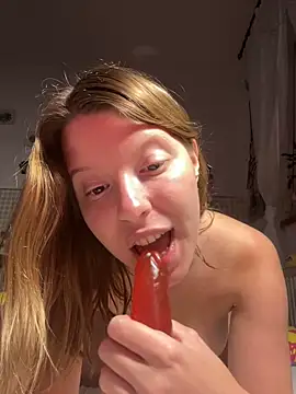 Snapshot of kimczii chatting on March 2025 09:24:02 AM kimczii online show from March 2025 09:24:02 AM