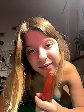 Snapshot of kimczii chatting on September 2025 06:27:02 AM kimczii online show from September 2025 06:27:02 AM