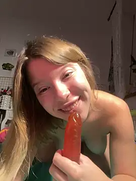 Snapshot of kimczii chatting on October 2025 06:22:02 AM kimczii online show from October 2025 06:22:02 AM