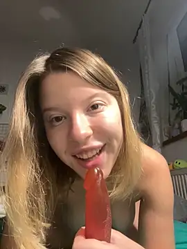 Snapshot of kimczii chatting on October 2025 07:23:01 AM kimczii online show from October 2025 07:23:01 AM